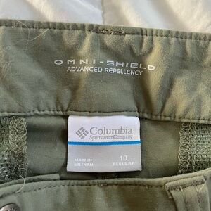 Columbia Olive Omni-Shield Pants